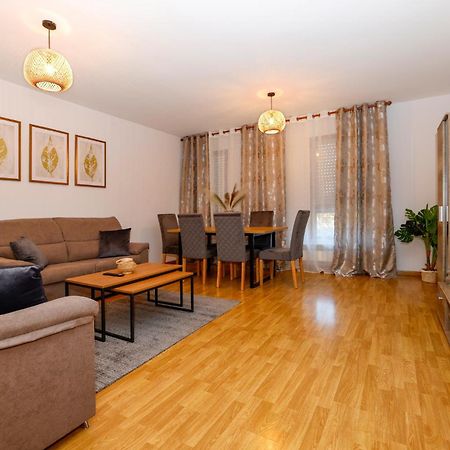 Agora Apartment El Burgo De Osma Bagian luar foto